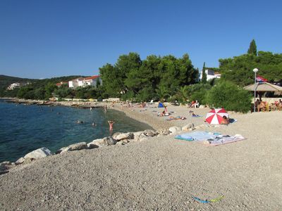  Delightful Holiday House with Pool in Maslinica, Island Solta