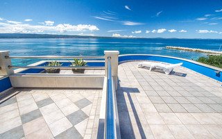 Exclusive Colorful Beach Villa with Pool near Split