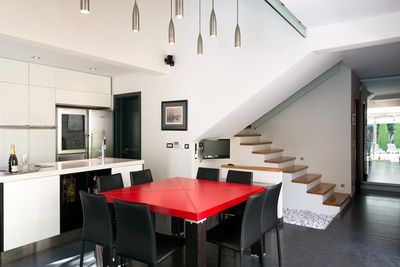 Modern Sea View Villa with Pool in center of Town Split