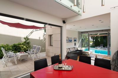 Modern Sea View Villa with Pool in center of Town Split