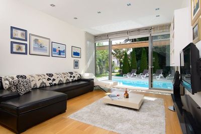 Modern Sea View Villa with Pool in center of Town Split