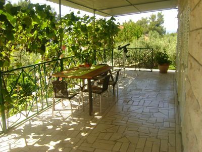 Beautiful 3 Bedroom Holiday House near the Beach in Sumartin, Brac island
