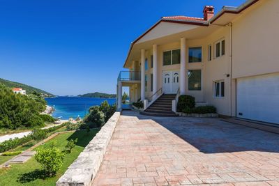 Luxury Croatian Beach Villa in Korcula Island