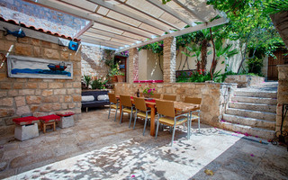 Attractive Seafront Holiday Villa in center of Komiza in Vis Island