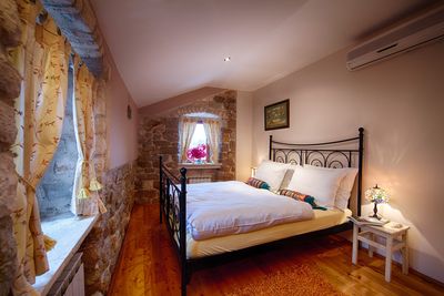 Attractive Seafront Holiday Villa in center of Komiza in Vis Island