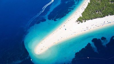 Lovely House with Pool above Famous Beach Zlatni Rat Bol; Brac Island
