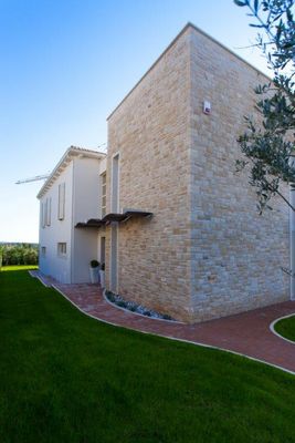 Deluxe Croatian Villa with Pool and Roof Terrace in Istria