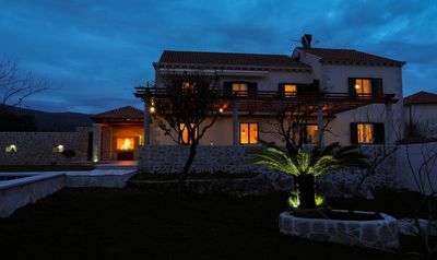 Elegant Modern Villa with Pool near Dubrovnik