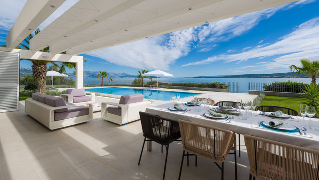 Exclusive Luxury Beach Villa near Trogir and Split