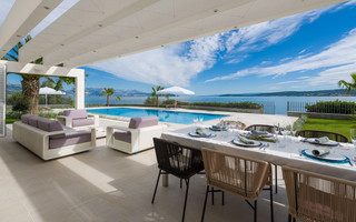Exclusive Luxury Beach Villa near Trogir and Split