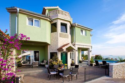 Modern Villa with Pool and Amazing Sea View near Primosten