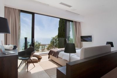 Fascinating Luxury Seafront Villa in Porec, Istria