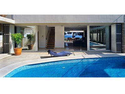 Exclusive Large Villa with Swimming Pool in Bol, island Brac