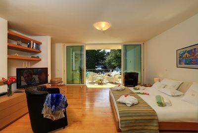 Exclusive Large Villa with Swimming Pool in Bol, island Brac