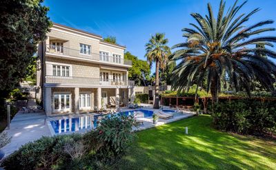 Exclusive Beachfront Villa in Split