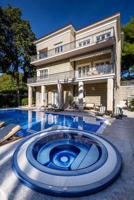 Exclusive Beachfront Villa in Split