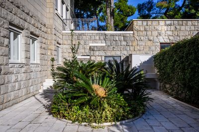 Exclusive Beachfront Villa in Split