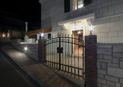 Classy Makarska Villa with Pool