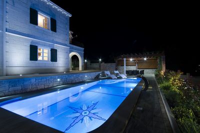 Classy Makarska Villa with Pool