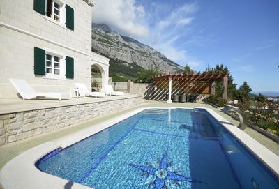 Classy Makarska Villa with Pool