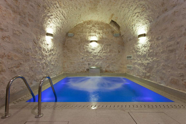 Luxury Stone Villa with Heated Swimming Pool and Outdoor Jacuzzi in Heart of Town Cavtat