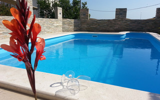 Charming Holiday House with Pool near Split