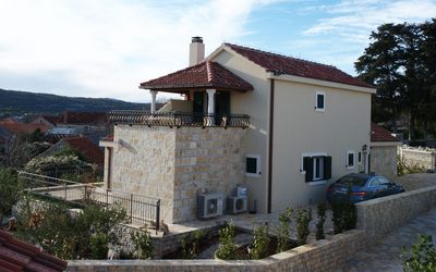 Classy Villa with Pool in the Heart of Island Brac