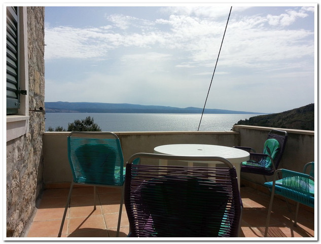 Beautiful stone house with sea view in Medici, Omis riviera
