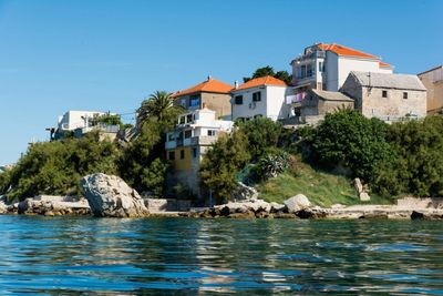 Lovely seafront holiday home with panoramic sea view near Split