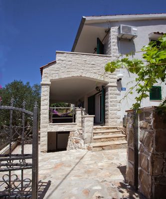 Lovely Seaview Holiday House with Outdoor Jacuzzi in Stomorska; Island Solta