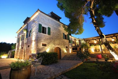 Luxury Rustic Villa with Swimming Pool in Vis Island