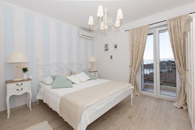 Luxury Sea View Villa with Pool in Cavtat