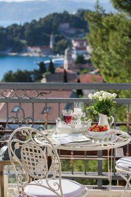 Luxury Sea View Villa with Pool in Cavtat
