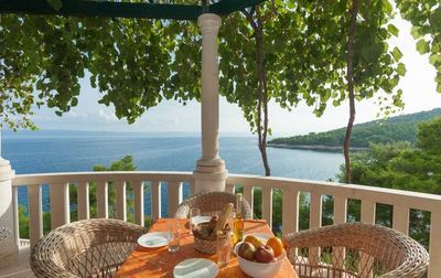 Large Seafront Holiday House with Pool and Large Outdoor Terrace; island Brac