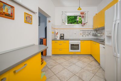 Charming Sea View Holiday Villa with Pool in Mastrinka; Ciovo