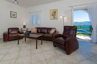 Charming Sea View Holiday Villa with Pool in Mastrinka; Ciovo