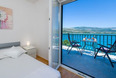Charming Sea View Holiday Villa with Pool in Mastrinka; Ciovo