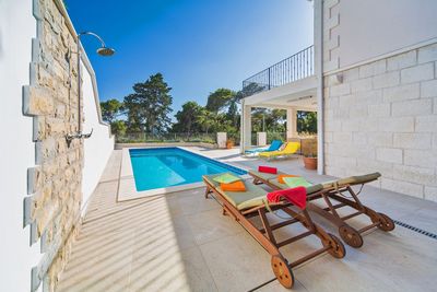 Spacious Sea View 5 bedroom Luxury Villa near Dubrovnik