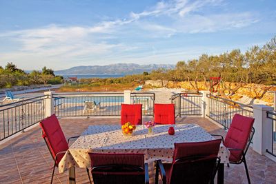 Delightful Holiday House with Pool in Mirca; Island Brac