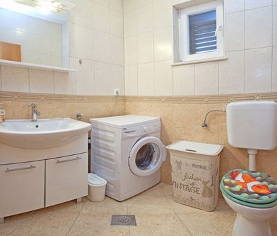 Delightful Holiday House with Pool in Mirca; Island Brac