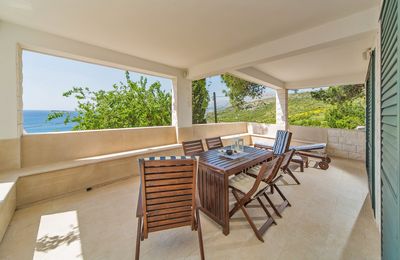 Beautiful Seaside Holiday House in Cavtat, near Dubrovnik