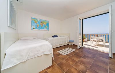 Beautiful Seaside Holiday House in Cavtat, near Dubrovnik