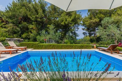 Beautiful Holiday Villa with Pool in Brac Island