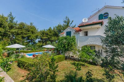 Beautiful Holiday Villa with Pool in Brac Island