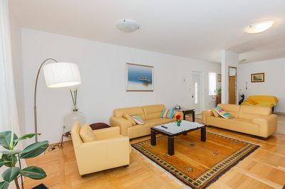 Beautiful Holiday Villa with Pool in Brac Island