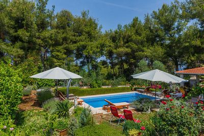 Beautiful Holiday Villa with Pool in Brac Island