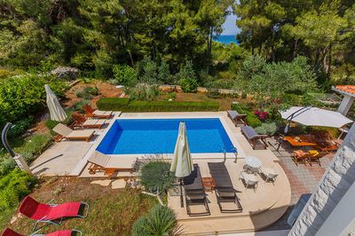 Beautiful Holiday Villa with Pool in Brac Island