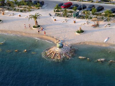 Exclusive Mansion with Large Pool, Wellness, and Entertainment Facilities