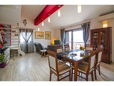 Stylish 6 Bedrrom Sea View Villa with Pool near Trogir