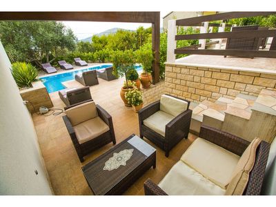 Stylish 6 Bedrrom Sea View Villa with Pool near Trogir